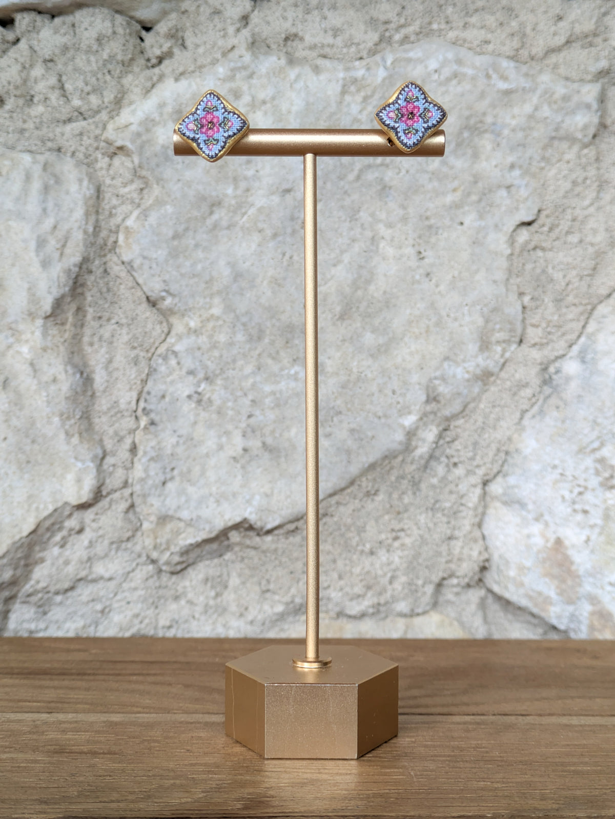 Clementine Stud