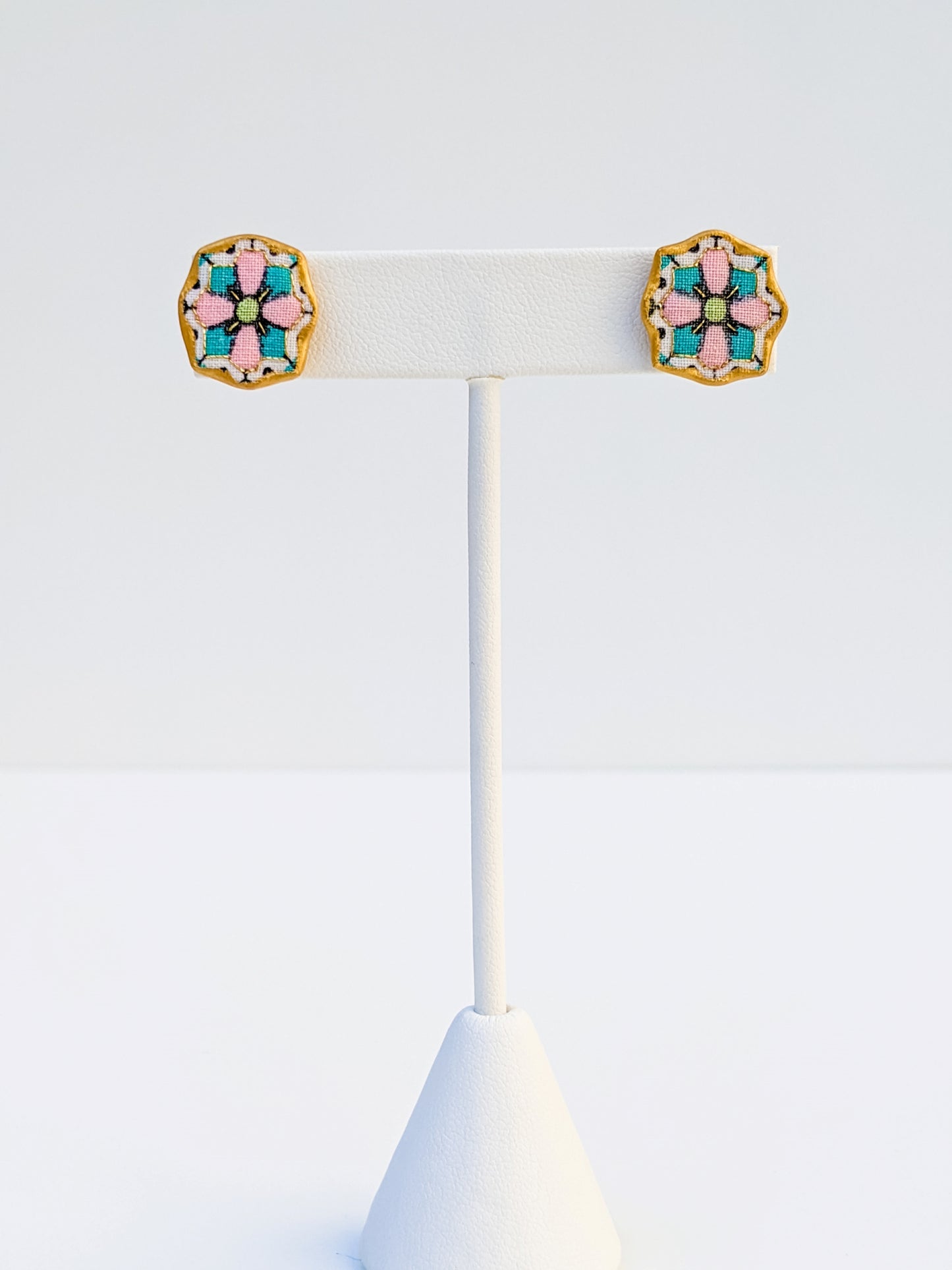 Dolly Stud Earring