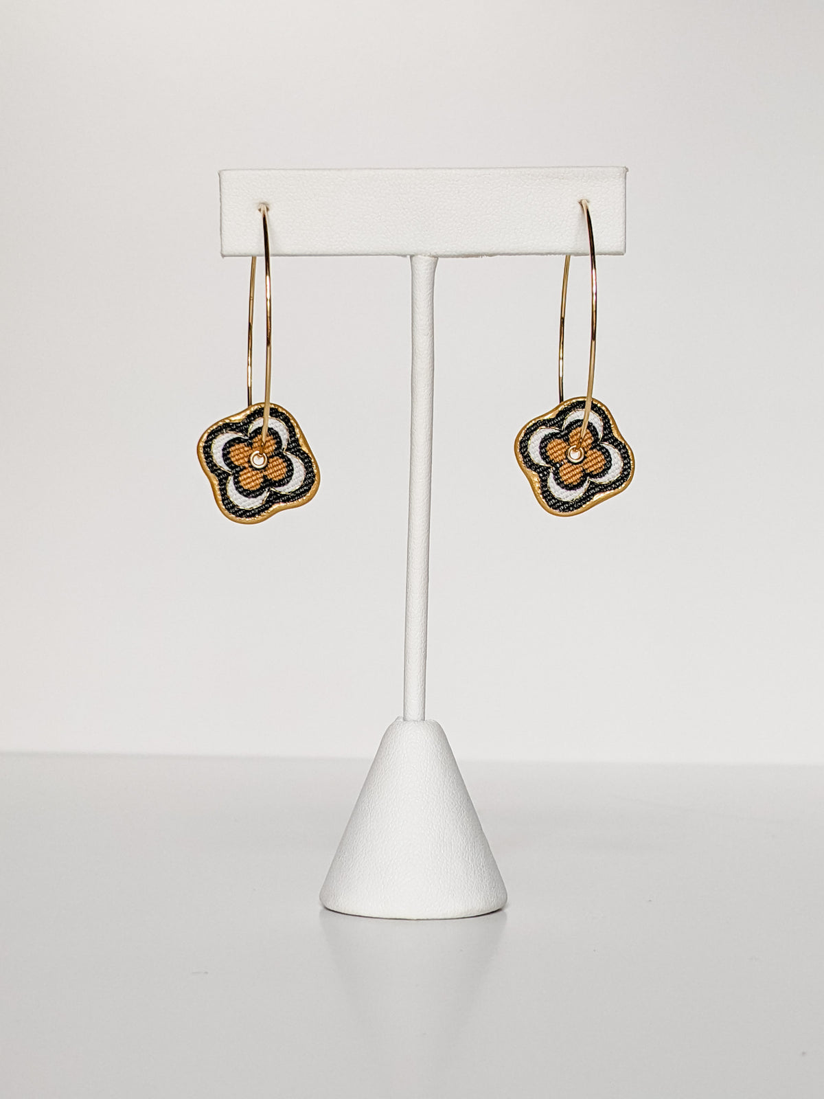 Robyn Hoop Earring
