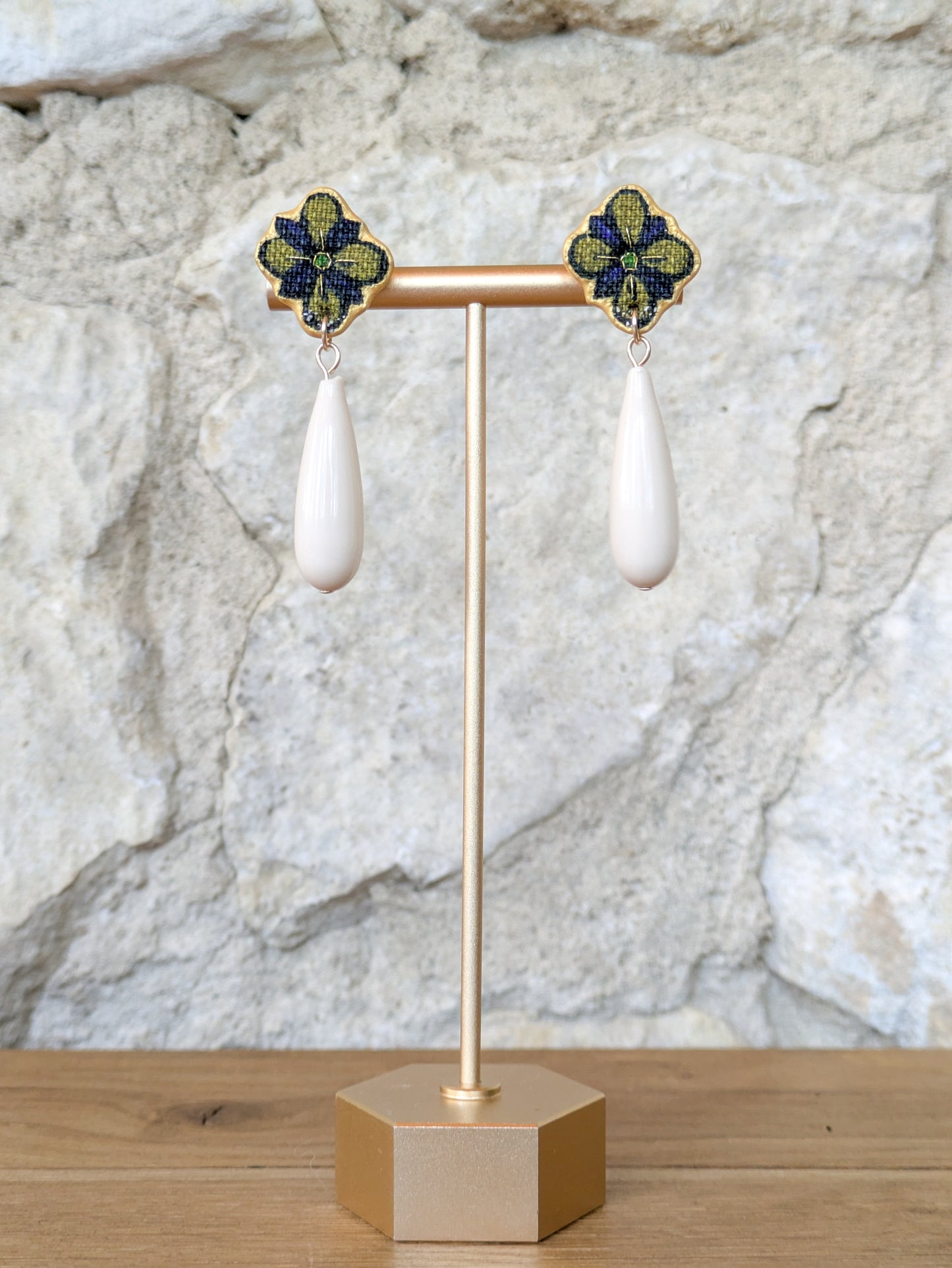 Isla Statement Earring